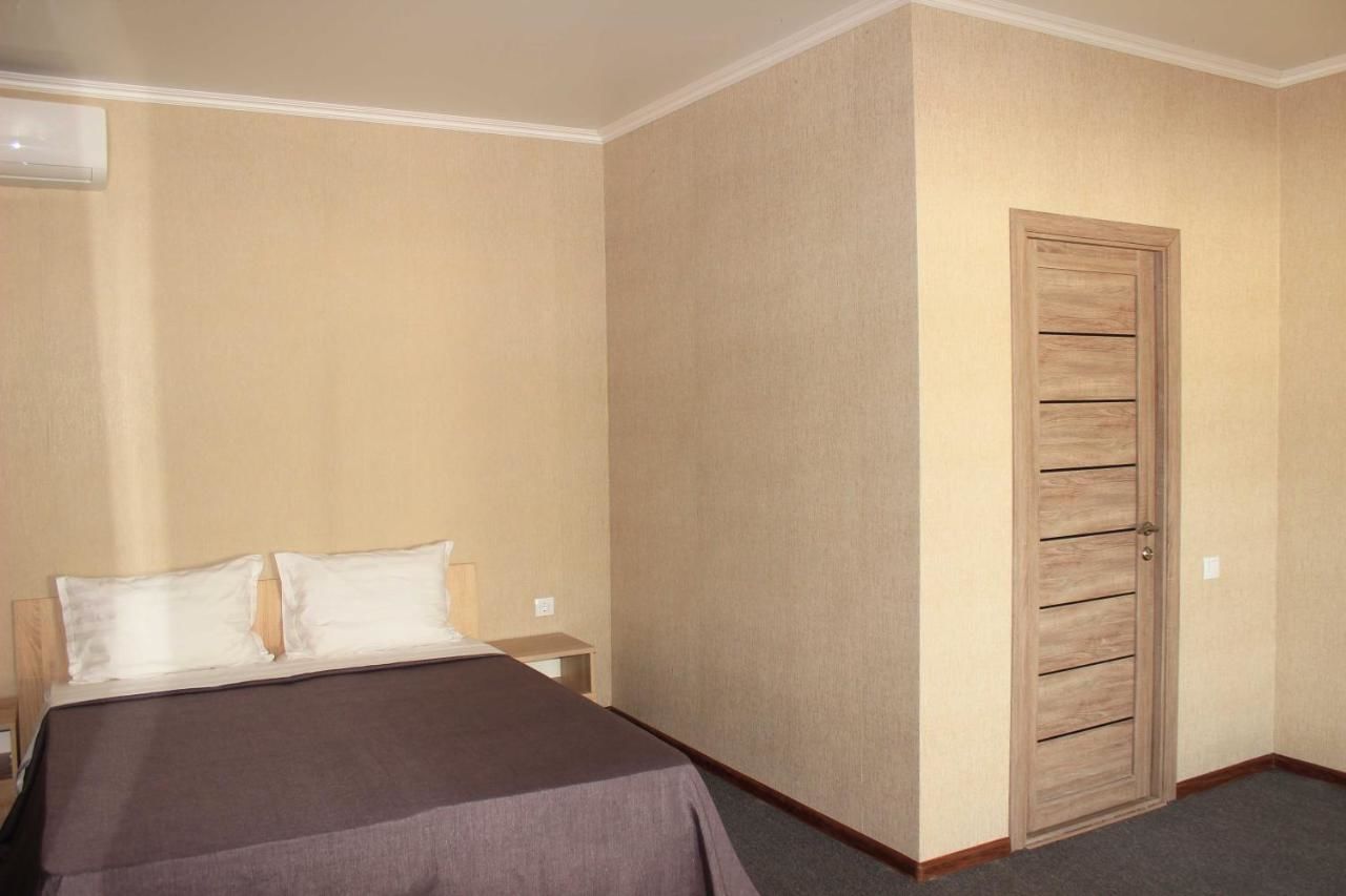 Отель Vesna Hotel Сухум-42