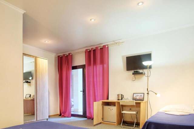 Отель Vesna Hotel Сухум-10